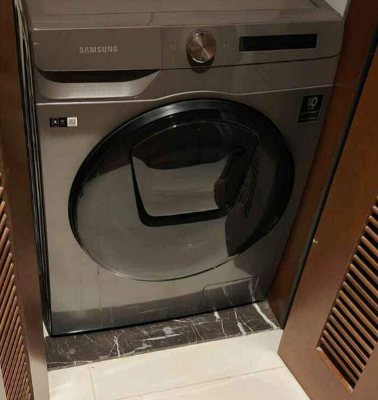 Samsung door in door washing machine 9 kg for sale