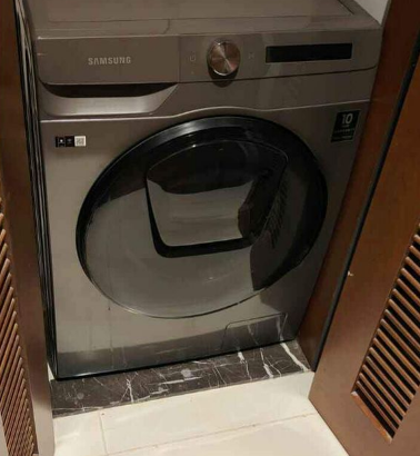 Samsung door in door washing machine 9 kg for sale