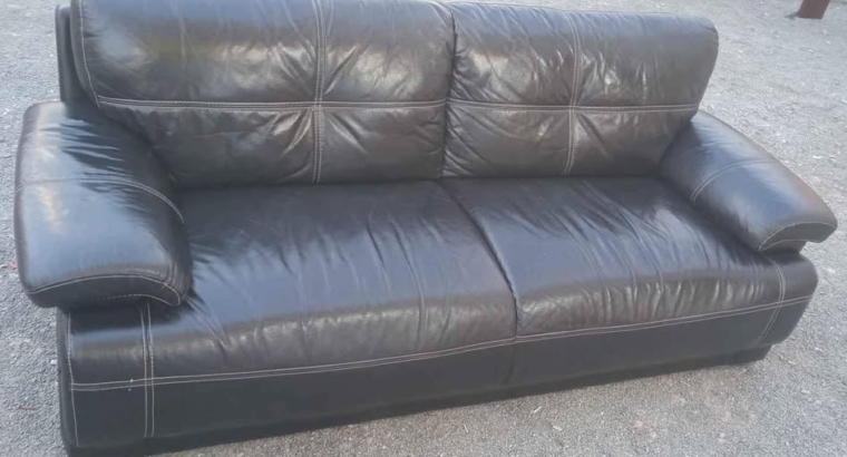 Beautiful 3 seater leather sofa for sale