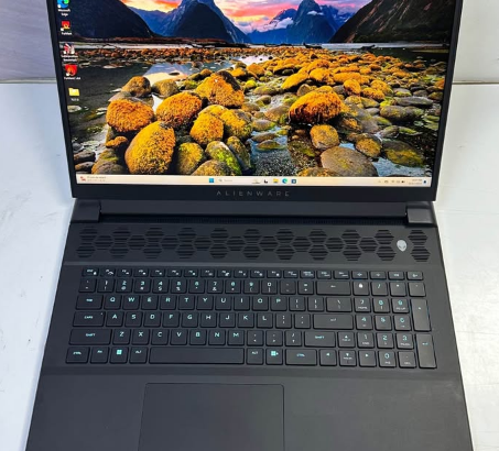 ALIENWARE M18 R1. Core i9 13th Gen RTX 4090 For Sa