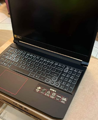 Acer nitro 5, i5 10th GTX 1650 4gb for sale