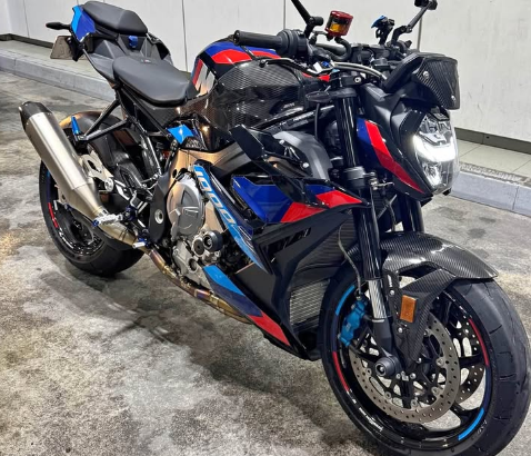 BMW M1000R 2024 Gcc First Owner For Sale
