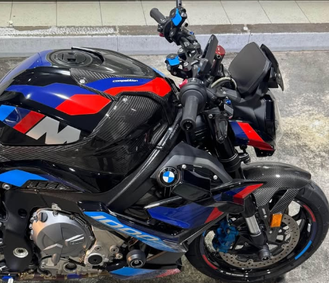 BMW M1000R 2024 Gcc First Owner For Sale