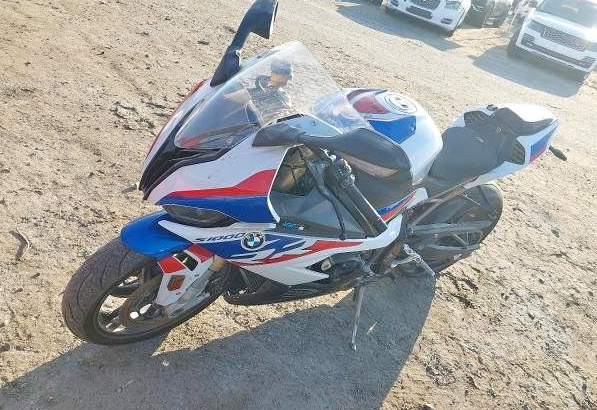 BMW s1000rr, 2020, GCC for sale