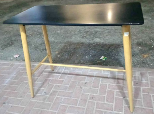 Beautiful table for sale