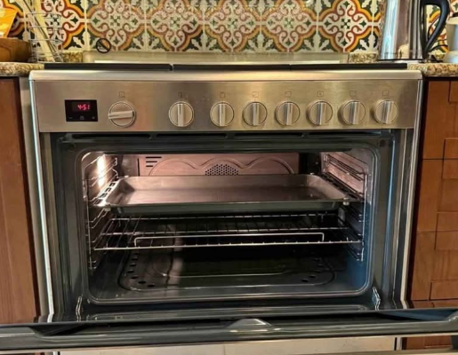 Bosch series 8 Top Gas Oven Electric for sale