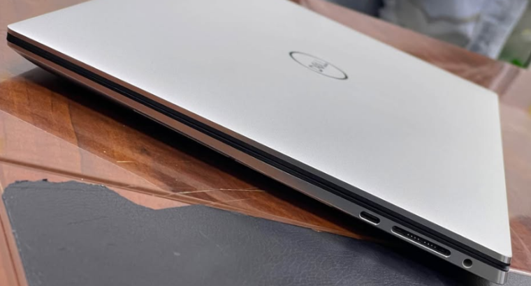 DELL XPS 15 9520 FOR SALE