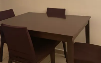 DINING TABLE 4 Seat For Sale