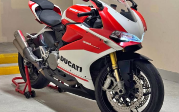 Ducati Panigale 959 Corse 2019 GCC Like New For Sa