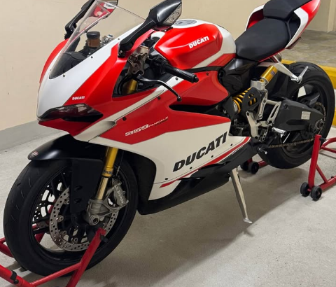 Ducati Panigale 959 Corse 2019 GCC Like New For Sa