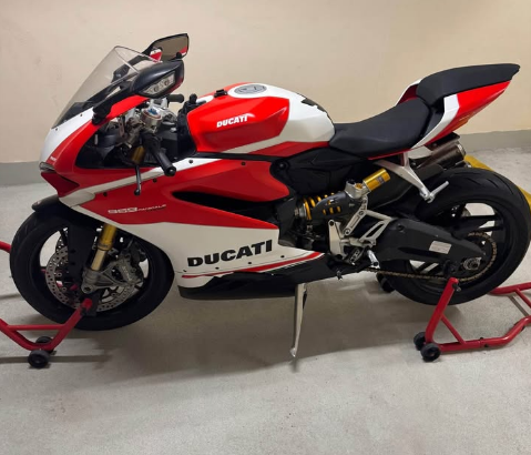 Ducati Panigale 959 Corse 2019 GCC Like New For Sa