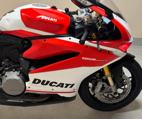 Ducati Panigale 959 Corse 2019 GCC Like New For Sa