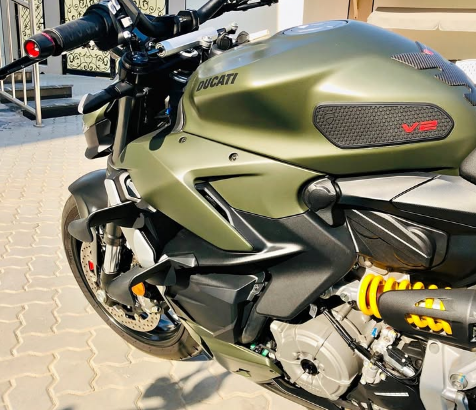 Ducati streetfighter storm 2023 green for sale