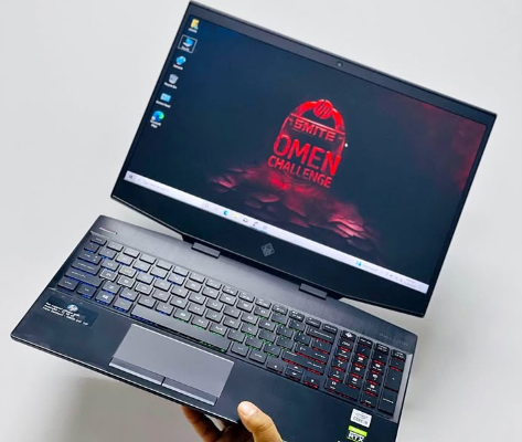 HP OMEN 15-dh1080TX FOR SALE