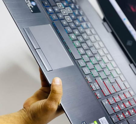 HP OMEN 15-dh1080TX FOR SALE
