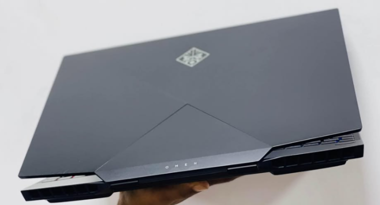 HP OMEN 15-dh1080TX FOR SALE