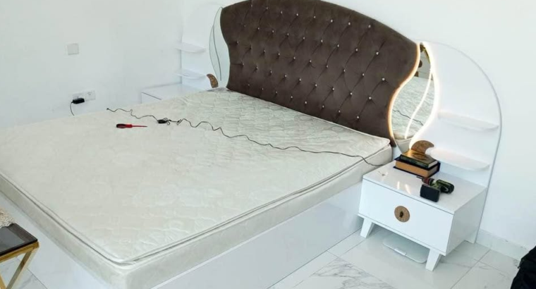 King Size Bed Set Very little used For Sale