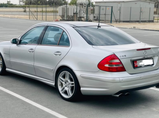 Mercedes E55 AMG 2003 in perfect condition for sal