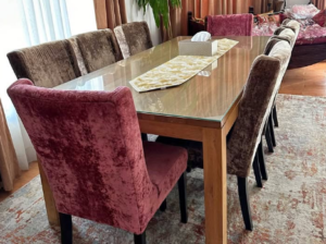 Oak wood dinning table only for sale