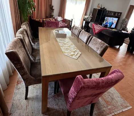Oak wood dinning table only for sale
