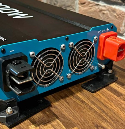 Renogy inverter 2000w for sale