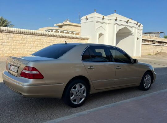 Lexus Ls430 fully loaded 2004 USA imported