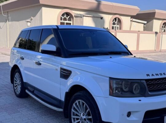 Range Rover vouge HSE 2011 Gcc full option