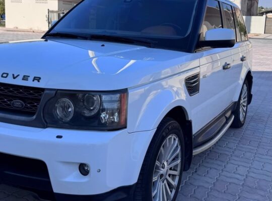 Range Rover vouge HSE 2011 Gcc full option