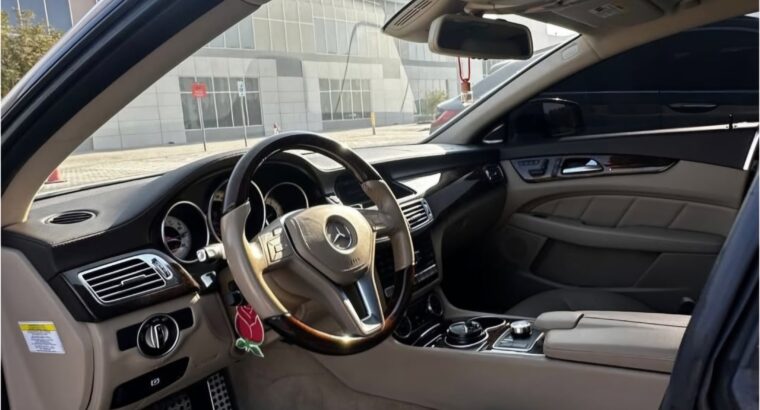 Mercedes CLS550 full option 2014 USA imported