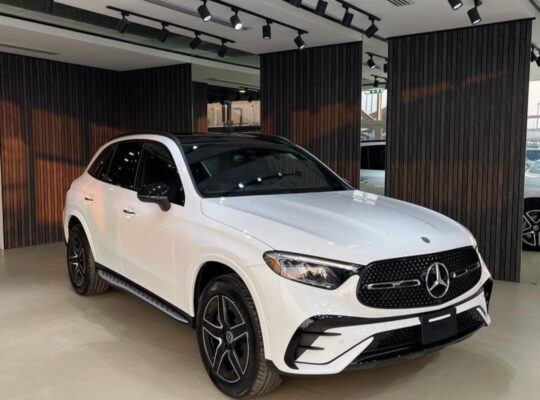 Mercedes GLC300 full option 2023 USA imported