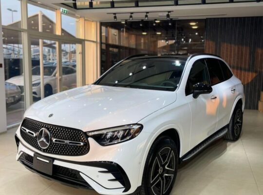 Mercedes GLC300 full option 2023 USA imported