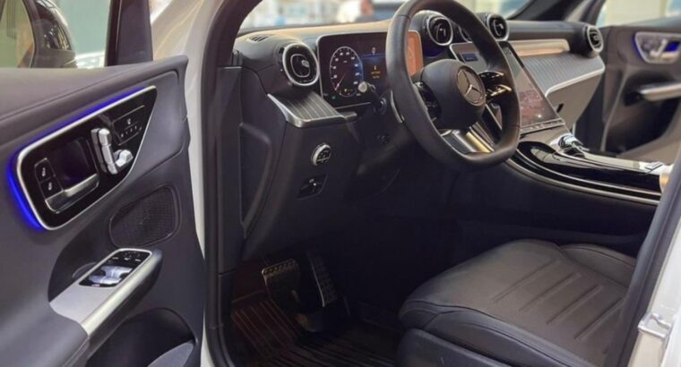 Mercedes GLC300 full option 2023 USA imported