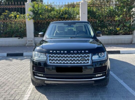 Range Rover vouge SE 2014 Gcc for sale