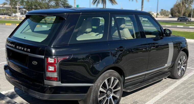Range Rover vouge SE 2014 Gcc for sale