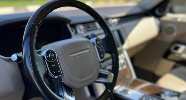 Range Rover vouge SE 2014 Gcc for sale