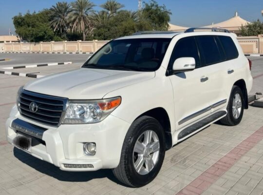 Toyota Land cruiser GXR full option 2015