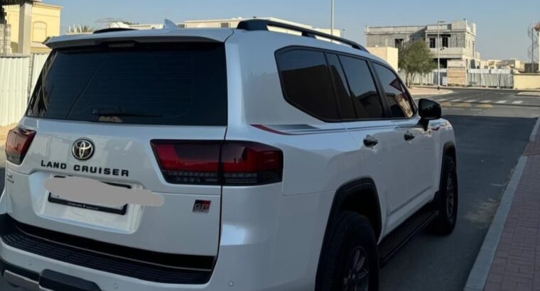 Toyota Land cruiser GR full option 2022 Gcc