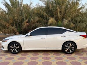 Nissan Altima SV 2020 Gcc full option for sale