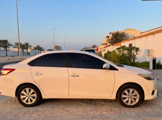 Toyota Yaris 2016 Gcc full option for sale