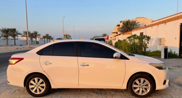 Toyota Yaris 2016 Gcc full option for sale