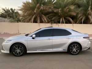 Toyota Camry GLE Hybrid 2022 Gcc for sale