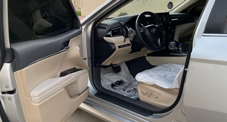 Toyota Camry GLE Hybrid 2022 Gcc for sale