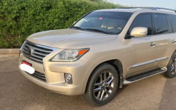 Lexus Lx570 full option 2014 Gcc for sale