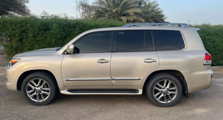 Lexus Lx570 full option 2014 Gcc for sale