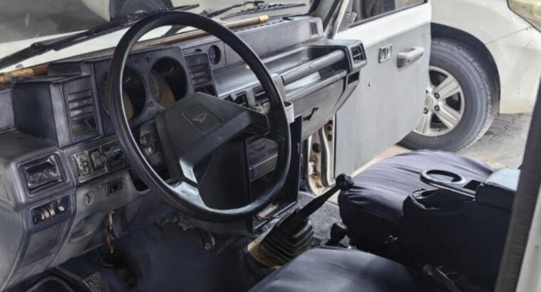 Daihatsu Rocky in good condition 1992 for sale