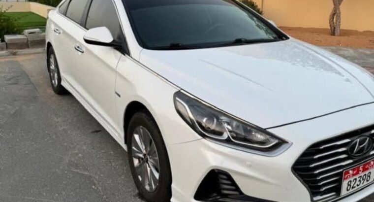 Hyundai Sonata hybrid 2018 Gcc for sale