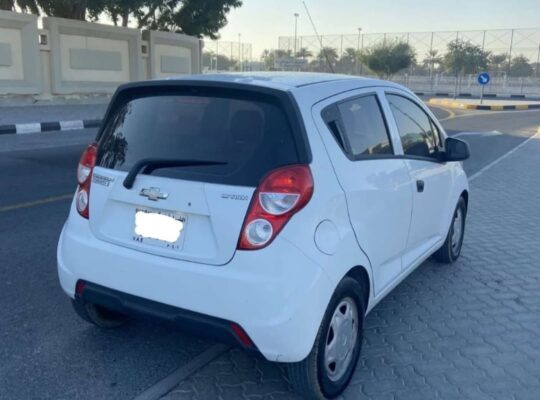 Chevrolet spark 2015 base option Gcc