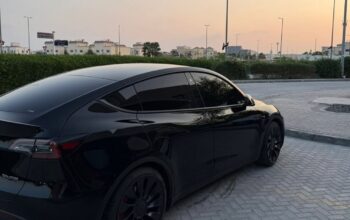 Tesla model y performance 2024 Gcc