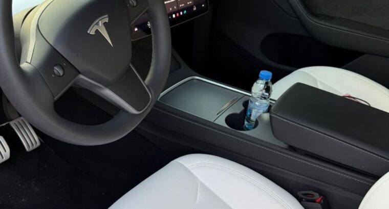 Tesla model y performance 2024 Gcc