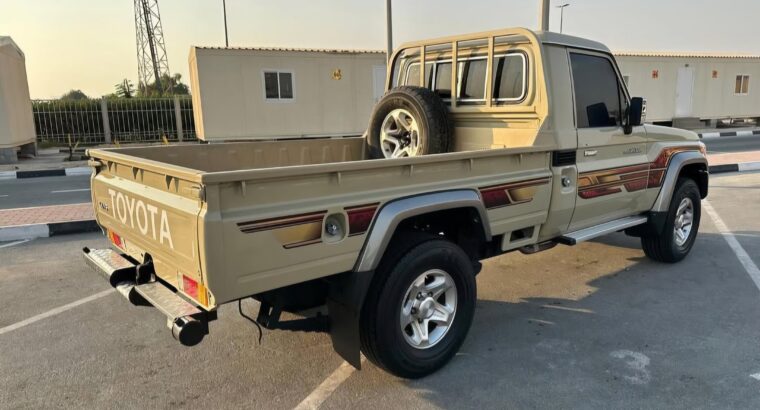 Toyota Land cruiser pick up 2013 Gcc